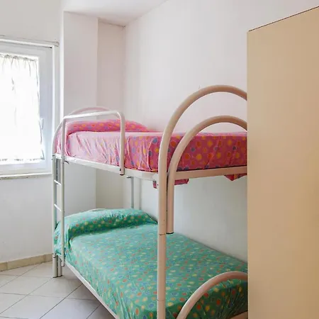 Apartment Awesome In With 2 Bedrooms And Wifi Cariati