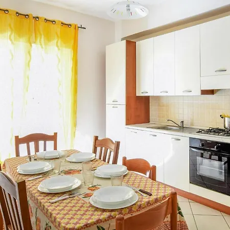Awesome In With 2 Bedrooms And Wifi